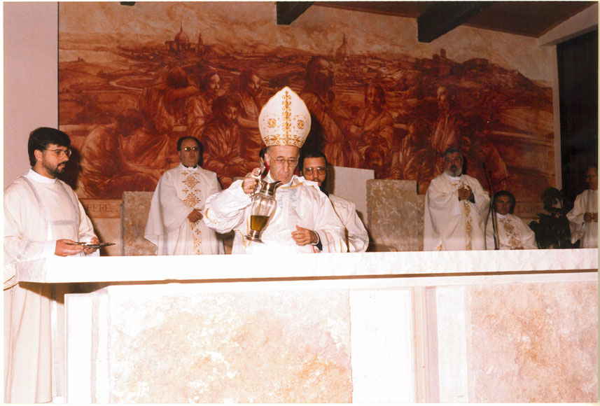 Consacrazione della chiesa: consacrazione dell'altare